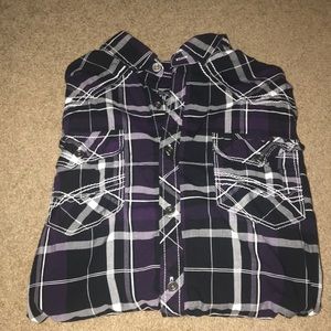Buckle Black Button-Up